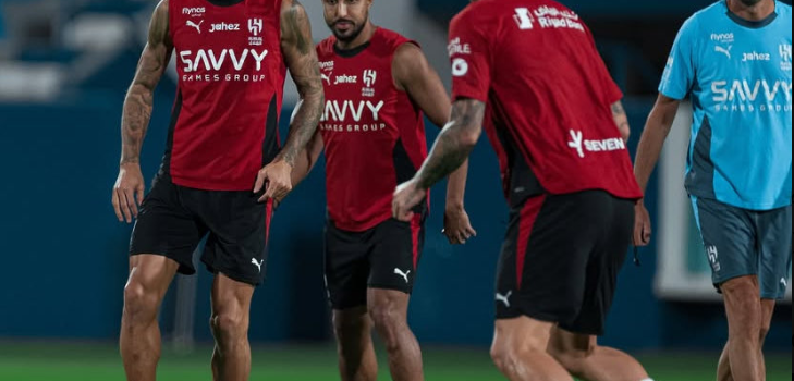 إنزاجي يعلن جاهزية ثلاثي الهلال لموقعة الشباب