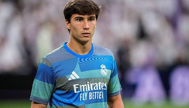 ميلان يدرس التعاقد مع جونزالو جارسيا من ريال مدريد