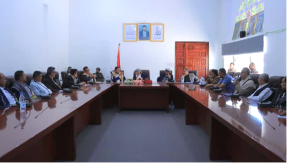 اجتماع لمناقشة أوضاع الاتحادات والأندية الرياضية في إب