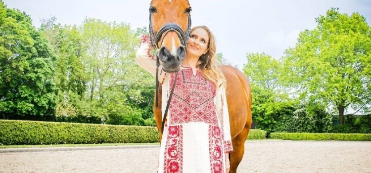 الفارسة الفلسطينية ديانا الشاعر تفوز برئاسة لجنة رياضة الدريساج الدولية