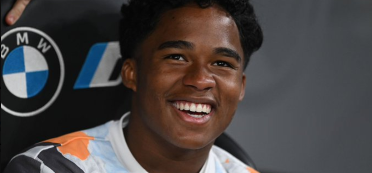 اندريك من موهبة واعدة إلى صفقة استثمارية ضخمة