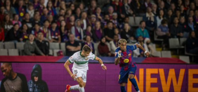 برشلونة يستعيد نغمة الانتصارات بثلاثية في شباك إلتشي