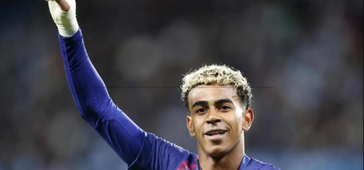 بسبب كامب نو .. يامال يلهب حماس جماهير برشلونة