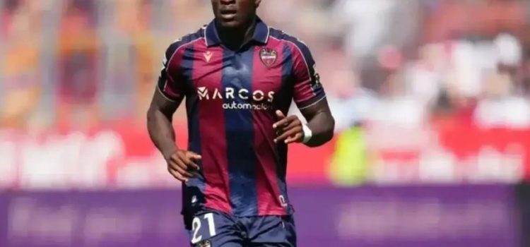 ليفانتي يرفض بيع لاعبه رغم عرض بـ 30 مليون