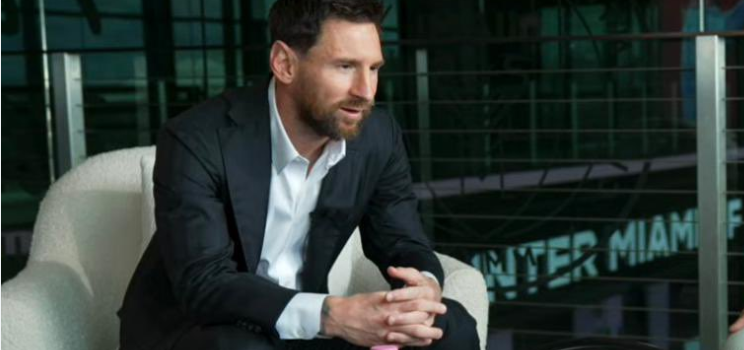 ميسي: لا أريد أن أكون عبئا على الأرجنتين .. وأشتاق للعودة إلى برشلونة