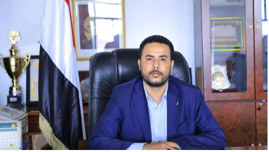 نائب وزير الشباب يهنئ البعداني لتحقيقه فضية البنجاك سيلات بدورة التضامن الإسلامي