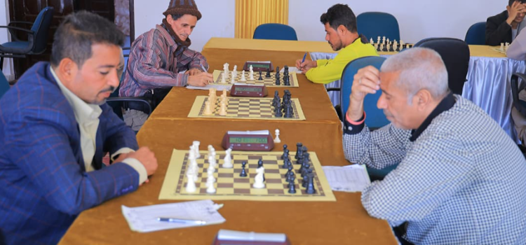 نخبة الشطرنج تنطلق من صنعاء بتسع جولات نحو اللقب