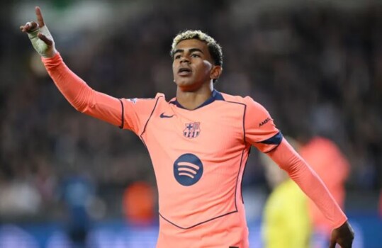 يامال: نحن برشلونة وعلينا دائمًا الفوز.. وهذا ردي على صافرات الجماهير