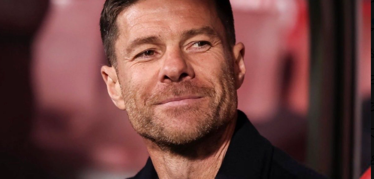 ألونسو يرد على “ضجيج” الإقالة.. ويكشف مدرب المستقبل