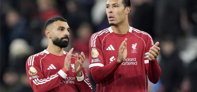 اجتماع طارئ في ليفربول وصفقتان مهددتان بالفشل