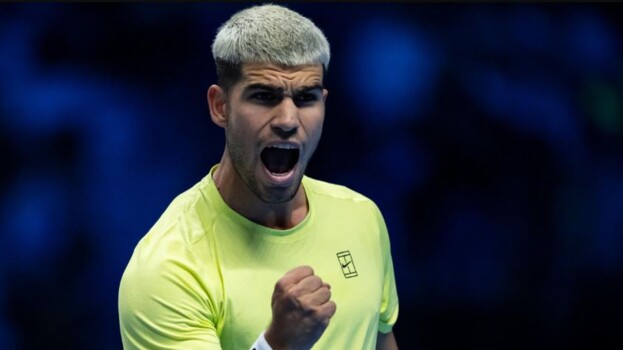 الكاراز في صدارة تصنيف لاعبي كرة المضرب قبل 15 يوم من انتهاء العام