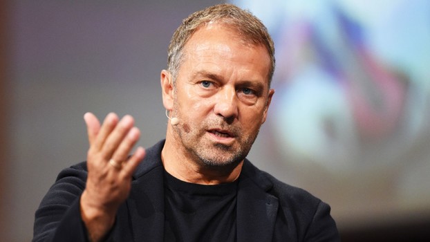 برشلونة يواجه أوساسونا بتشكيلة هجومية في صدارة الليغا