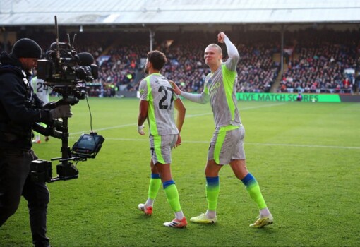 مانشستر سيتي يواصل مطاردة ارسنال بثلاثية امام كريستال بالاس ونوتنغهام فورست يكتسح توتنهام