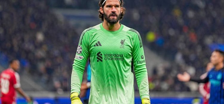 ميلان يفتح مفاوضات مع حارس ليفربول تحسبًا لرحيل ماينان