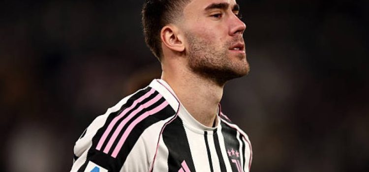 برشلونة يتقدم في سباق التعاقد مع فلاهوفيتش