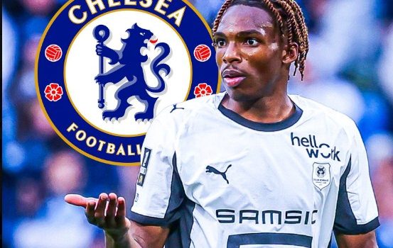 تشيلسي يجهّز عرضًا ضخمًا للتعاقد مع مدافع رين