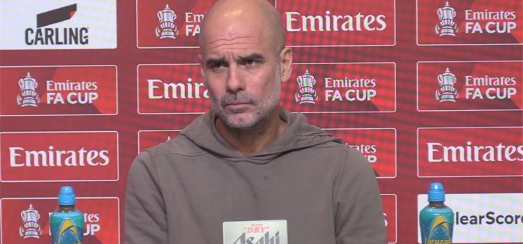 جوارديولا: سيمينيو يجيد اللعب على كلا الجانبين الأيمن والأيسر