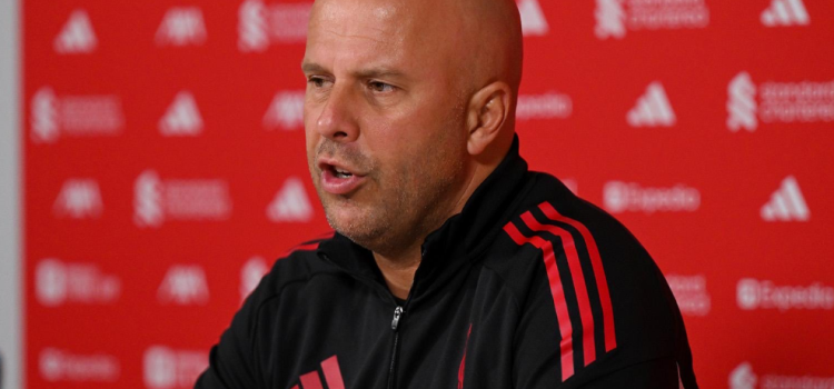 سلوت يطلق إنذار “الدقيقة الأخيرة” قبل تحديد المصير