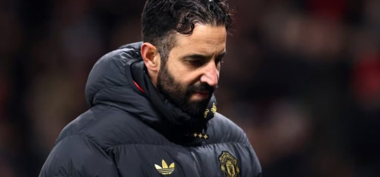 مانشستر يونايتد يقرر إقالة أموريم