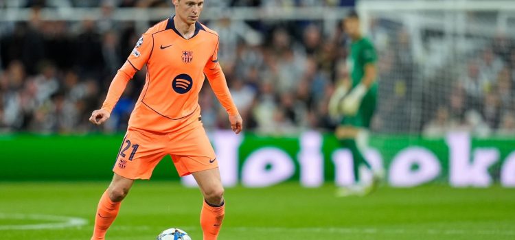 اصابة دي يونغ تبعده عن برشلونة لمدة شهر