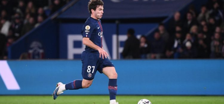 جوارو نيفيس يجدد عقده مع باريس سان جيرمان حتى 2030