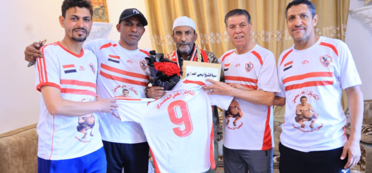 صوت الوطن لا ينسى .. تكريم استثنائي لعملاق التعليق علي العصري