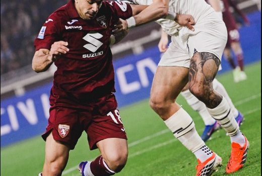 تورينو يقهر لاتسيو ويهزمه في المباراة الأولى مع المدرب دافيرسا