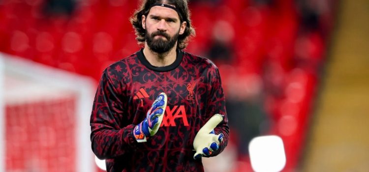 أليسون بيكر يودع ليفربول إلى يوفنتوس