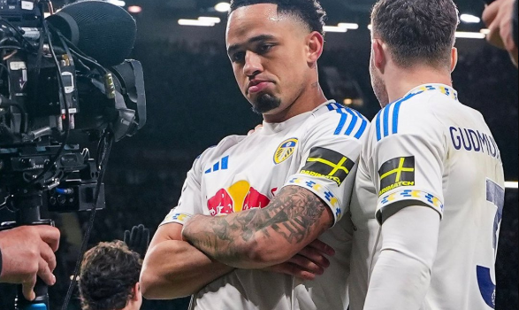 مانشستر يونايتد يسقط على أرضه امام ليدز يونايتد