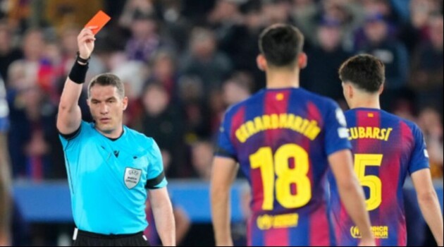 مدافع البارسا يقر بمسؤوليته عن خسارة ذهاب ربع النهائي