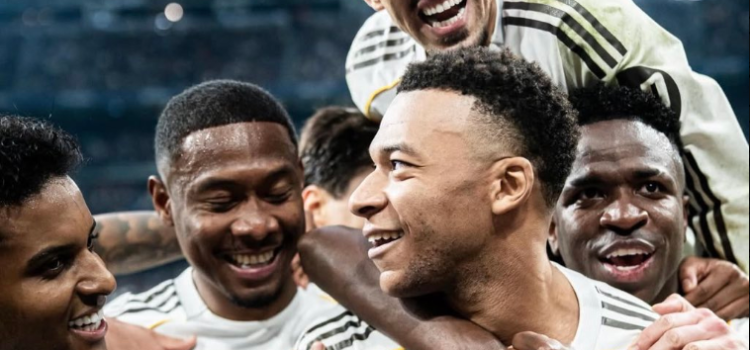 رسمياً .. ريال مدريد يعلن رحيل لاعبه صاحب الـ11 لقباً