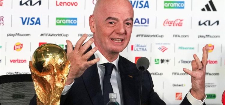 رئيس فيفا يوجه رسالة خاصة إلى منتخب المغرب بعد الخروج من مونديال 2026