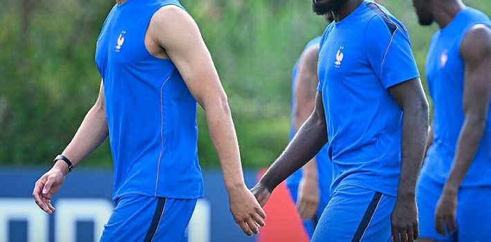 منتخب فرنسا يتعرض لضربة موجعة قبل مواجهة إسبانيا