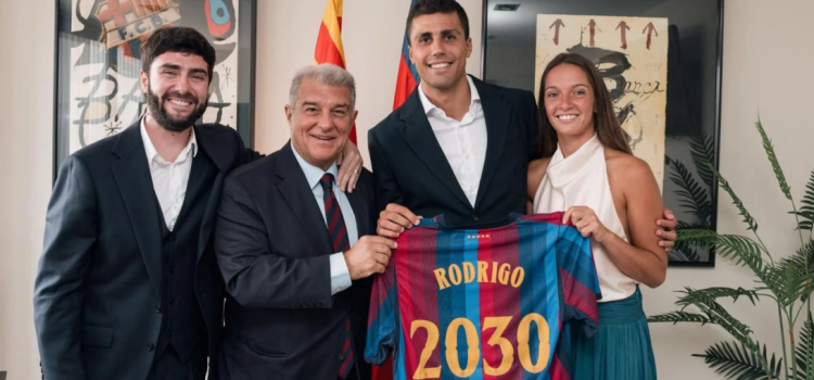 رودري أحدث حلقات الصراع .. نجوم فضّلوا برشلونة على ريال مدريد