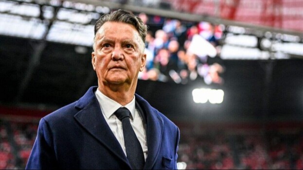 فان غال يفتح الباب أمام عودة محتملة لقيادة منتخب هولندا