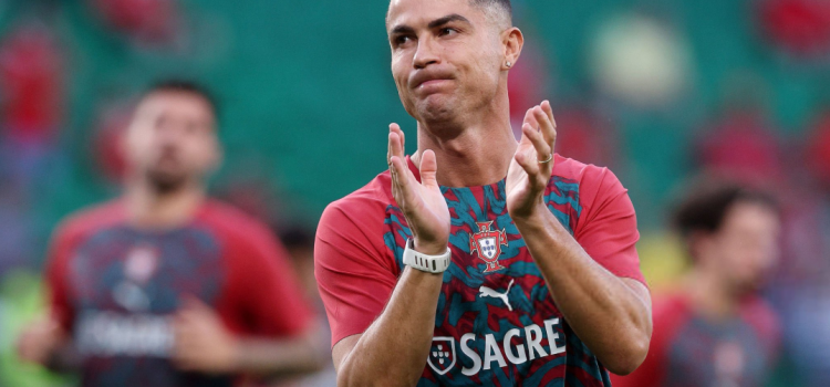 رونالدو يلمح لاعتزاله دوليًا .. أتمنى حظًا سعيدًا للبرتغال