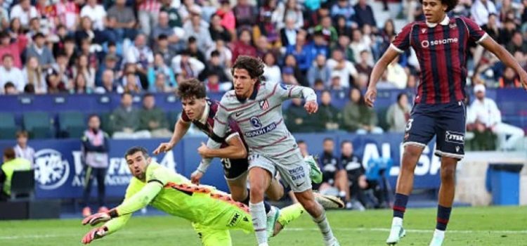 أتلتيكو مدريد ينقض على صدارة الليجا مؤقتًا بالفوز أمام ليفانتي