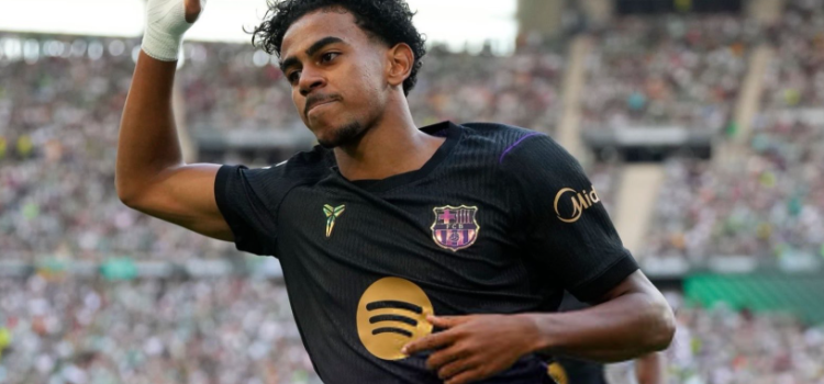 برشلونة يضرب ريال بيتيس بقوة ويوجه إنذارًا لـ باريس سان جيرمان