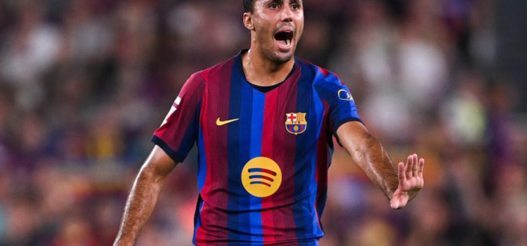 قمة مرتقبة .. رودري يرفع حرارة الكلاسيكو برسالة نارية لريال مدريد
